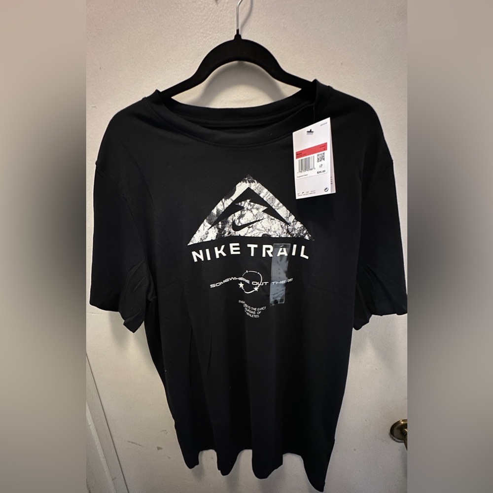 Man large black T-shirt,NIKE TRAIL